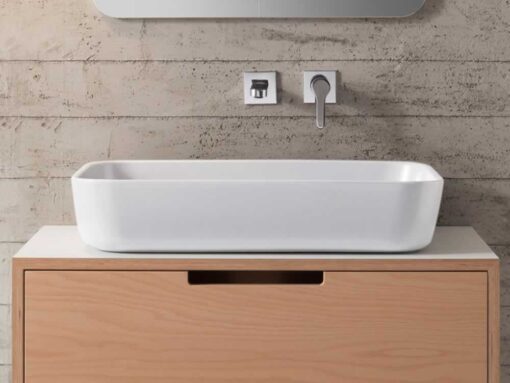 Επιτραπέζιος νιπτήρας μπάνιου από Υαλώδη πορσελάνη Mizu 9007-300 70 x 45 cm. Με ειδική επίστρωση για προστασία κατά των αλάτων και κατά των βακτηρίων.