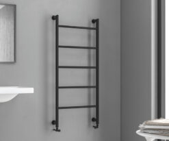 Καλοριφέρ μπάνιου Design-6  Black 120 x 56 cm. Κατασκευή από Χάλυβα ψυχρής εξέλασης με 5 Οριζόντια στοιχεία.