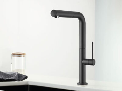 Μπαταρία Κουζίνας Armando Vicario Tozo Black Matt 48580-400 με Συρόμενο Ντους.