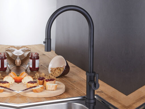 Μπαταρία Κουζίνας Armando Vicario Urban Black Matt 400702-400 με Συρόμενο Ντους.