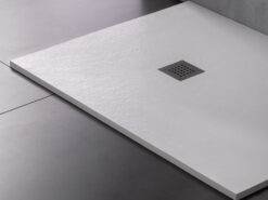 Συνθετική ντουζιέρα από χυτό υλικό Slate RT White Matt 140 x 80 cm, με συνολικό ύψος 2.60 cm. Με σχήμα Ορθογώνιο.