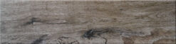 Πλακάκια δαπέδου Siena Gris 15 x 60 cm με Matt επιφάνεια. Σε απομίμηση ξύλου κατάλληλα για επίστρωση δαπέδων εσωτερικών η εξωτερικών χώρων.