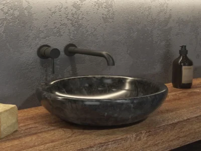 Επιτραπέζιος πέτρινος νιπτήρας μπάνιου Sora Sblr Nero 40x40 cm. Κατασκευή από φυσικό πέτρωμα με μοναδικότητα σχεδίων σε κάθε μοντέλο.