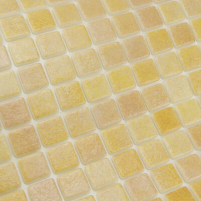 Ψηφίδα επένδυσης επιφανειών Reviglass Creta με διάσταση 25 x 25 mm.