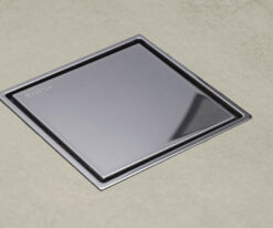 Σιφών Ντουζιέρας Confluo Standard-3 15 x 15 cm Chrome.