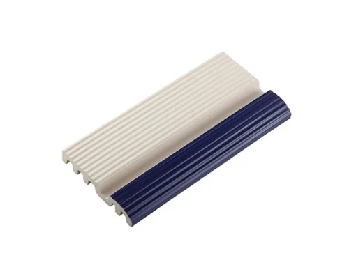 Χειρολαβή πισίνας RT-1225K01 12 x 25 cm με ανάγλυφη επιφάνεια.
