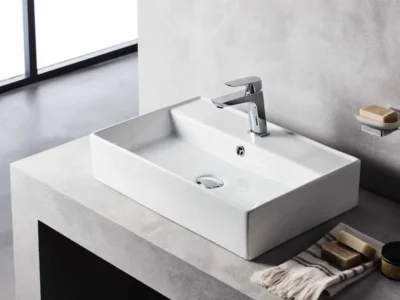 Επιτραπέζιος νιπτήρας μπάνιου STR-56 56 x 38 cm White με υπερχείλιση.