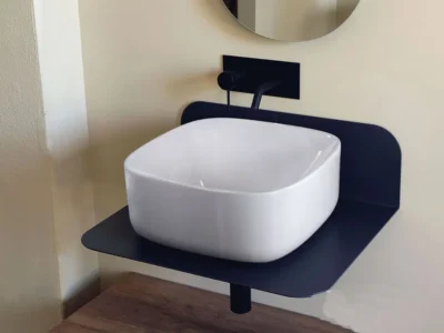 Επιτραπέζιος νιπτήρας μπάνιου από Υαλώδη πορσελάνη Moon 5504-300 42 x 42 cm.