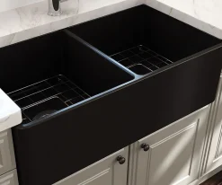 Νεροχύτης κουζίνας Bocchi 1139-401 Black Matt με διάσταση 84 x 46 cm.