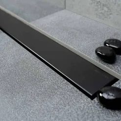 Κανάλι Ντουζ Confluo Frameless Line 85 cm Black Matt.