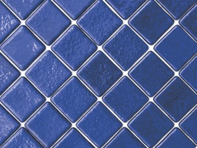 Ψηφίδα επένδυσης επιφανειών Reviglass Tierra-5 με διάσταση 50x50mm.