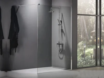 Διαχωριστικό ντουζιέρας με Διαφανές κρύσταλλο ασφαλείας Iwis Chrome 50x200.